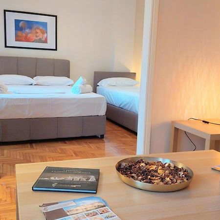 Big Apartment In Acropolis Museum Athena Bagian luar foto